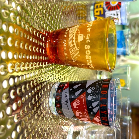 Shot glasses. 10 of them that I collected over the years. - Picture 4 of 6